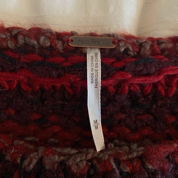 Free People Women’s Sweater - Picture 2 of 4